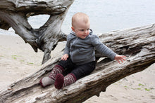 Load image into Gallery viewer, Pacific Knits: 18 irresistible earthy knits
