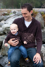 Load image into Gallery viewer, Pacific Knits: 18 irresistible earthy knits