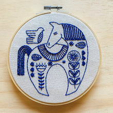 Load image into Gallery viewer, Hygge Horse