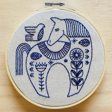 Load image into Gallery viewer, Hygge Horse