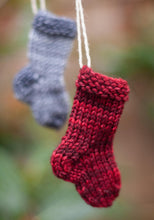 Load image into Gallery viewer, Great White North classic wintry knits