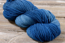 Load image into Gallery viewer, Artfil - Belle Merino