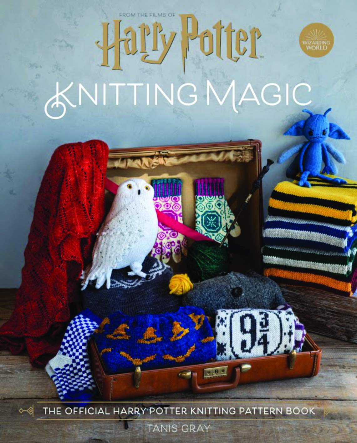 Harry Potter: Knitting Magic The Official Harry Potter Knitting Pattern Book