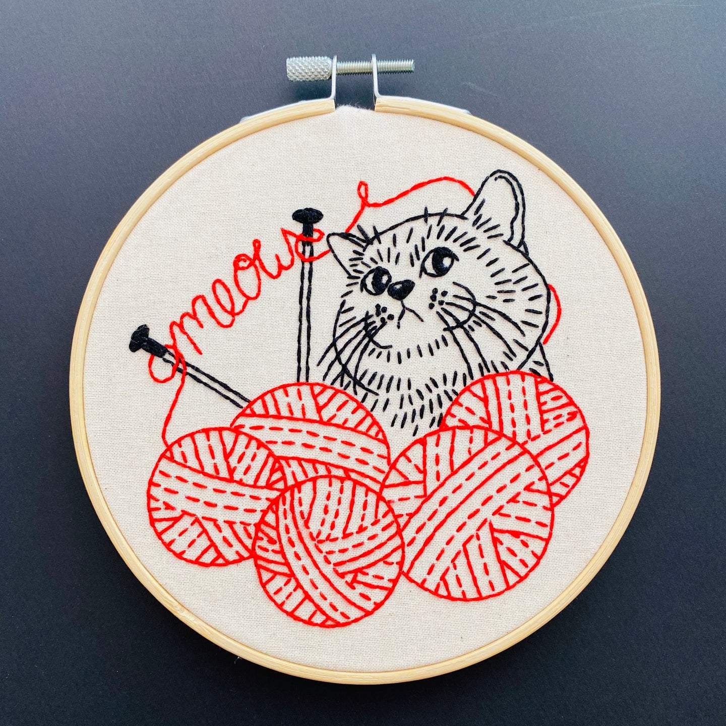 Knittin’ Kitten
